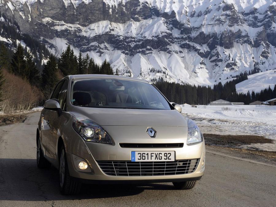  Renault Grand Scenic 2009 года  (фото 35 из 65)